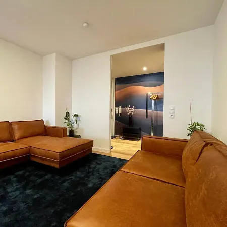 Lucian Near Frankfurt 公寓 *