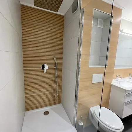 公寓 Lucian Near Frankfurt *