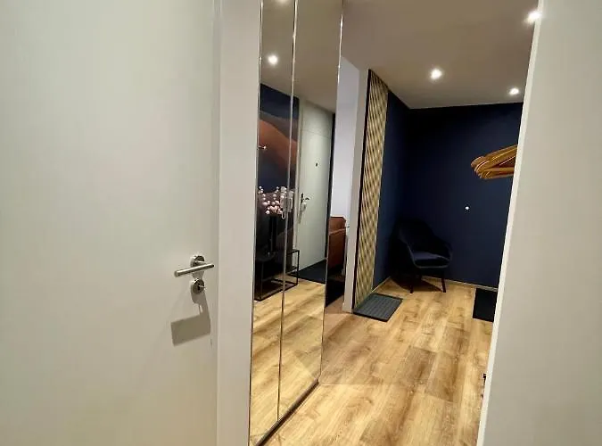 Lucian Near Frankfurt * Offenbach am Main