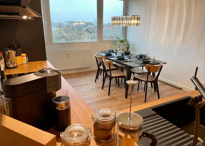 Lucian Near Frankfurt Apartman
